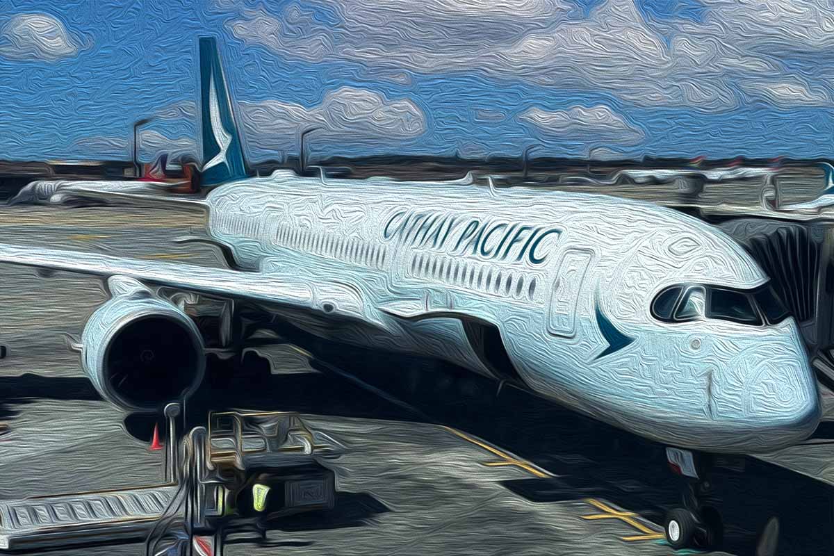 This influencer got banned from Cathay Pacific for asking for an upgrade. Here's why