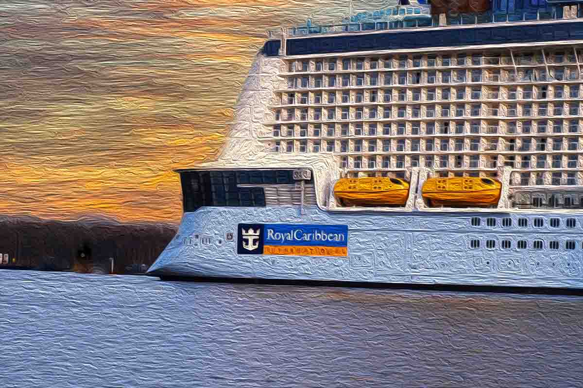Royal Caribbean passenger says his $16,000 jewelry purchase was a mistake, Utopia of the Seas, Royal Caribbean ship on the sea