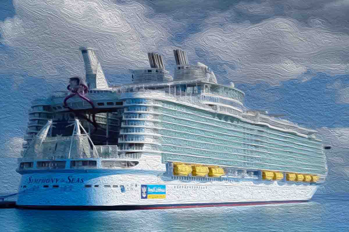 Tavia Thomas of Destiny Travel NY is accused of taking over $35,000 from a family for a cruise she didn't book, RCCL's Symphony of the Seas, the ship this family never got to board